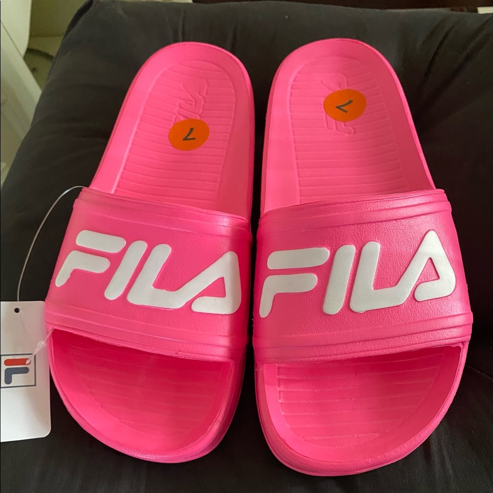 Hot pink fila slides size 7